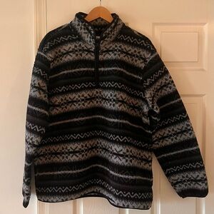 Old Navy Large Black and Gray Patterned Pullover Sweater